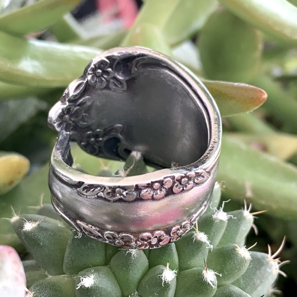 Handmade spoon ring - Picture 2 of 3
